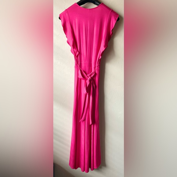 🆕 The Limited Pink Flutter Sleeve Front Tie Dress | M - Picture 3 of 5